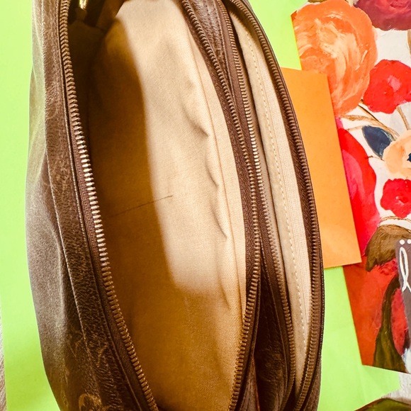 Louis Vuitton Brown Monogram reporter should bag - Picture 9 of 15